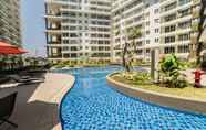 Swimming Pool 7 Cozy Well and Deluxe Furnished 2BR at Gateway Pasteur Apartment By Travelio