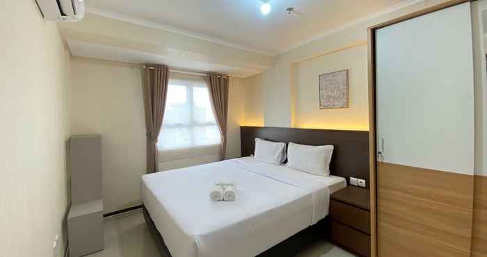 Bedroom Cozy Well and Deluxe Furnished 2BR at Gateway Pasteur Apartment By Travelio