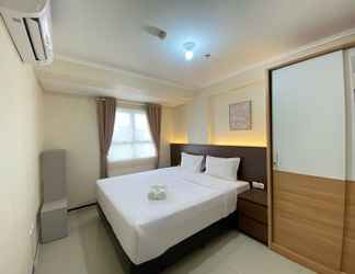 Kamar Tidur 2 Cozy Well and Deluxe Furnished 2BR at Gateway Pasteur Apartment By Travelio