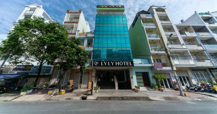 Bên ngoài Ly Ly Hotel - District 6