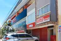 Exterior RedDoorz @ Bridgeway Hotel Tuguegarao City