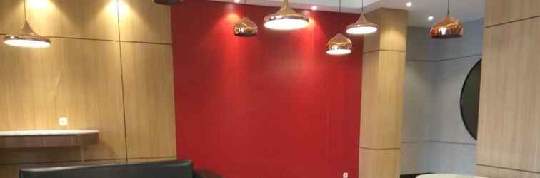 Lobby Cozy and Warm Studio Corner Room at Taman Melati Jatinangor Apartment By Travelio
