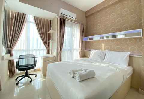 Bedroom Cozy and Warm Studio Corner Room at Taman Melati Jatinangor Apartment By Travelio