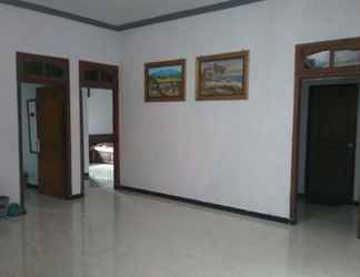 Lobby 2 Hotel Ngebel Indah