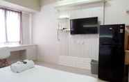 Ruang untuk Umum 2 Spacious and Tidy Studio Apartment Access to Pakuwon Mall at Tanglin Supermall Mansion By Travelio