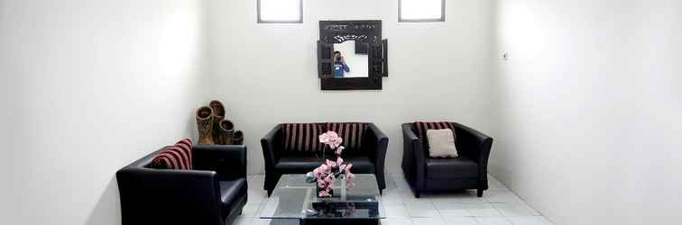 Lobi Adaro Homestay Jogja