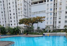 Swimming Pool 2 Gardenia Baywalk Apartment by Singgih