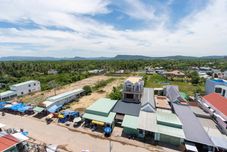 Atraksi di Area Sekitar Hotel Ngoc Tram