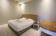 Kamar Tidur 6 Heroes Hotel