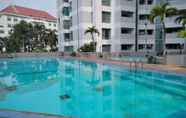 Swimming Pool 4 Kondominium Juanda