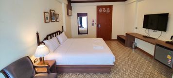 Bedroom 5 Baan Chao Khun Hotel