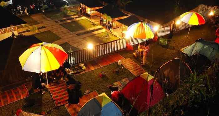 ล็อบบี้ Hajj Maulia Resto & Camping Ground