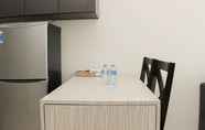 Ruang Umum 3 Comfy and High Floor 1BR at Vasanta Innopark Apartment By Travelio