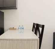 Common Space 3 Comfy and High Floor 1BR at Vasanta Innopark Apartment By Travelio