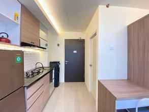 Ruang untuk Umum 4 Cozy Designed Studio at Grand Asia Afrika Apartment By Travelio