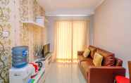 Ruang untuk Umum 3 Cozy and Comfort 2BR at Signature Park Grande Apartment By Travelio