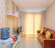 Common Space 3 Cozy and Comfort 2BR at Signature Park Grande Apartment By Travelio