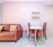 Common Space 4 Cozy and Comfort 2BR at Signature Park Grande Apartment By Travelio