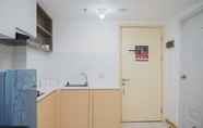 Ruang untuk Umum 5 Comfy and Nice 2BR Apartment at M-Town Residence near Summarecon By Travelio