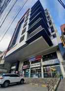 EXTERIOR_BUILDING RedDoorz Plus @ Kaizen Suites Taft Avenue