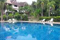 Kolam Renang Lantagardenhill Resort and Apartment