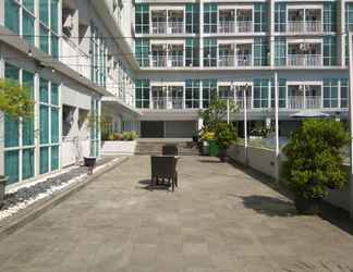 Bangunan 2 Cozy Furnished Studio Apartment at Taman Melati Jatinangor By Travelio