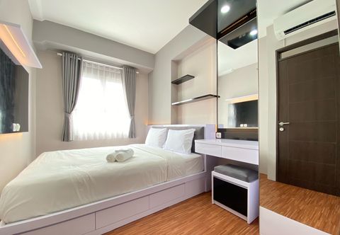 ห้องนอน Homey 2BR at Mekarwangi Square Cibaduyut Apartment By Travelio