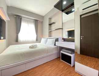 Bilik Tidur 2 Homey 2BR at Mekarwangi Square Cibaduyut Apartment By Travelio