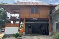 Lobi Uria Homestay