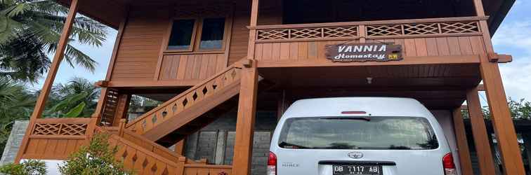 Lobi Vannia Homestay