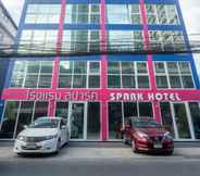 ภายนอกอาคาร 4 SPARK HOTEL - MRT Queen Sirikit