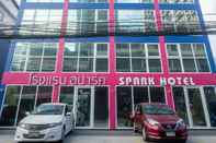 ภายนอกอาคาร SPARK HOTEL - MRT Queen Sirikit