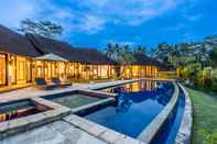 Swimming Pool Tirta Tawar Villa