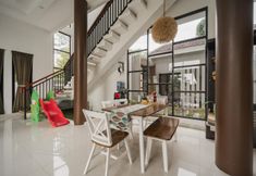 พื้นที่สาธารณะ 4 Villa Deba Tenjolaya 10 Pax