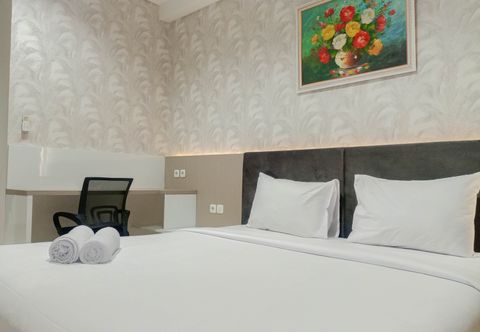 Bedroom Nice Studio Apartment at Patraland Amarta By Travelio