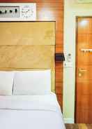 BEDROOM Luxury Classic 2BR at Vida View Makassar Apartment By Travelio