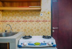 Common Space 5 Homey and Comfort 2BR at Nifarro Park Apartment By Travelio