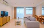 Ruang Umum 5 Elegant 3BR Veranda Residence at Puri By Travelio Premium