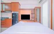 Common Space 2 Nice and Fancy Studio Apartment at Transpark Cibubur By Travelio