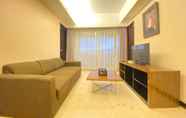 Common Space 3 Comfort Living 2BR Apartment at Braga City Walk By Travelio