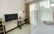 Common Space 2 Cozy Living Studio Apartment at Gateway Pasteur By Travelio