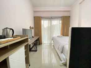 Common Space 4 Cozy Living Studio Apartment at Gateway Pasteur By Travelio