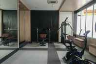 Trung tâm thể thao Tidy and Homey Studio Apartment at Taman Melati Sinduadi By Travelio