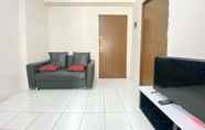 Sảnh chờ 3 Cozy 2BR Apartment at Gateway Ahmad Yani Cicadas By Travelio