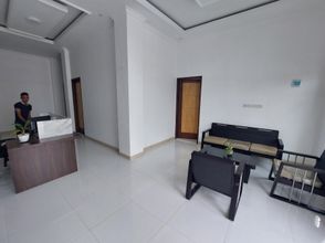 Bedroom 4 Dhamara Hotel