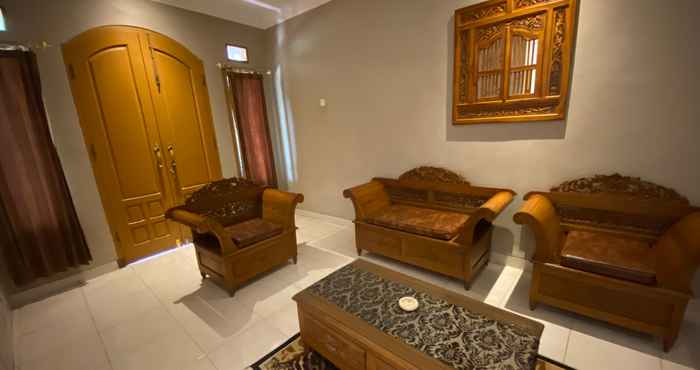 Lobby Fathiyya Homestay