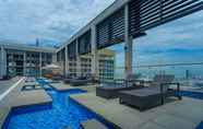 สระว่ายน้ำ 7 Justay Luxury Apartment Da Nang