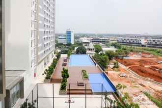 Swimming Pool 4 Nice and Fancy Studio at Vasanta Innopark Apartment By Travelio