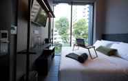 Kamar Tidur 4 Beverly Hotels Elements