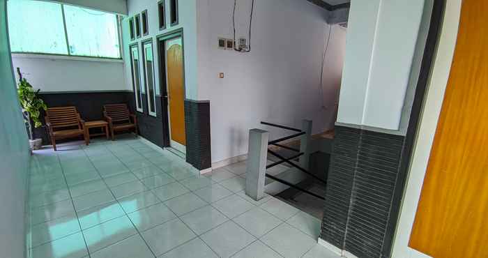 Lobi Hotel Samawa Rea